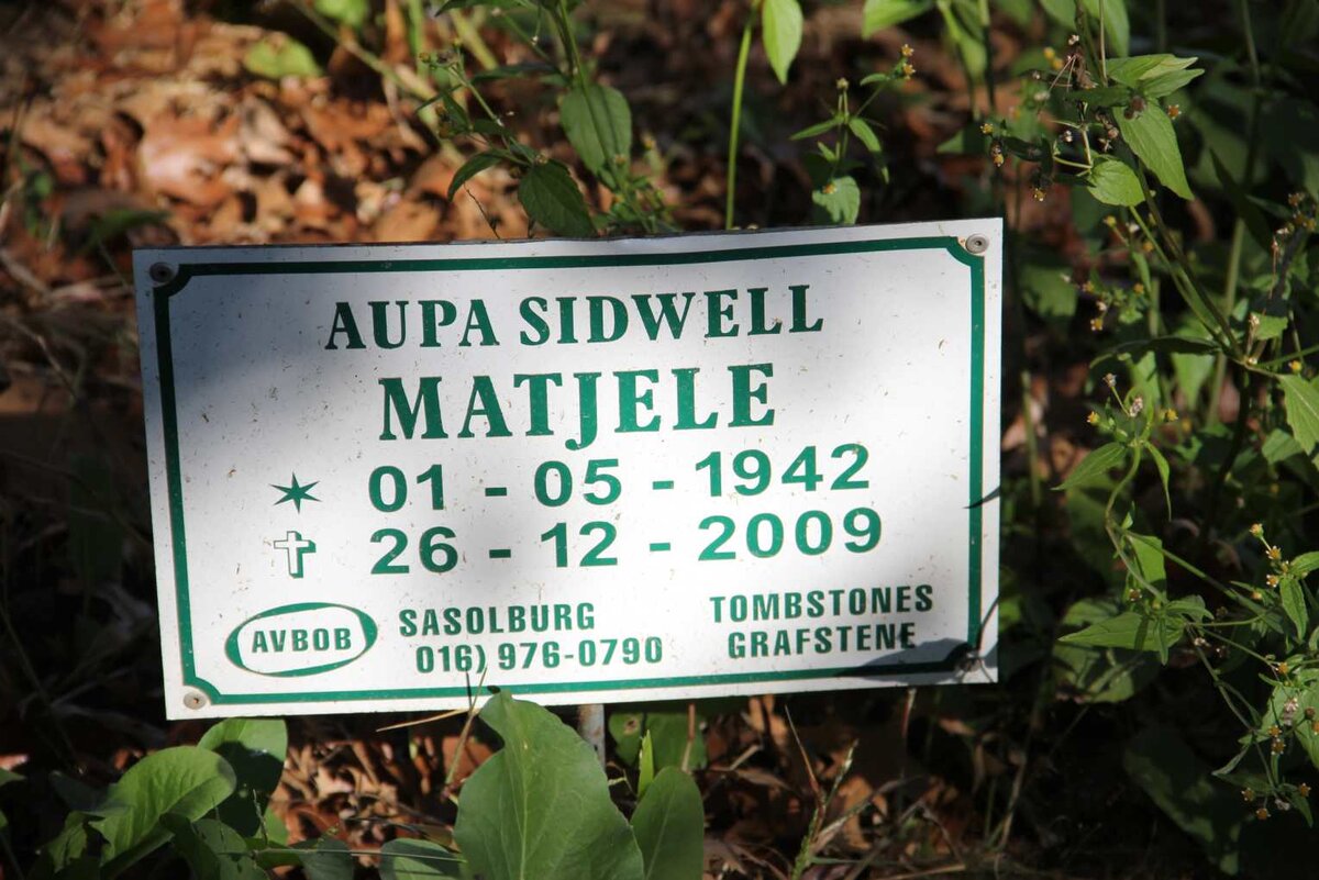 MATJELE Aupa Sidwell 1942-2009