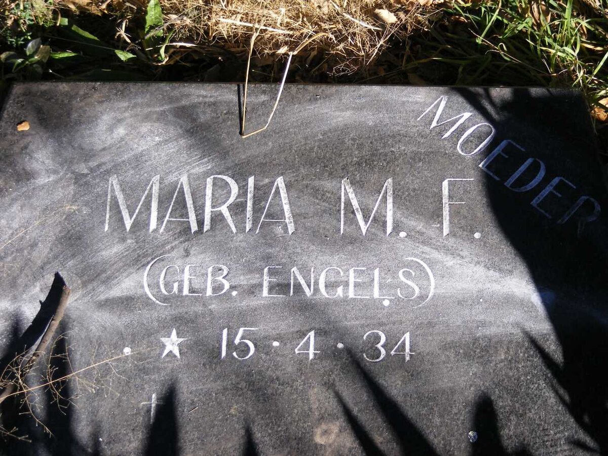 MERWE Pieter H.S., van der 1931-1980 &amp; Maria M.F. ENGELS 1934-