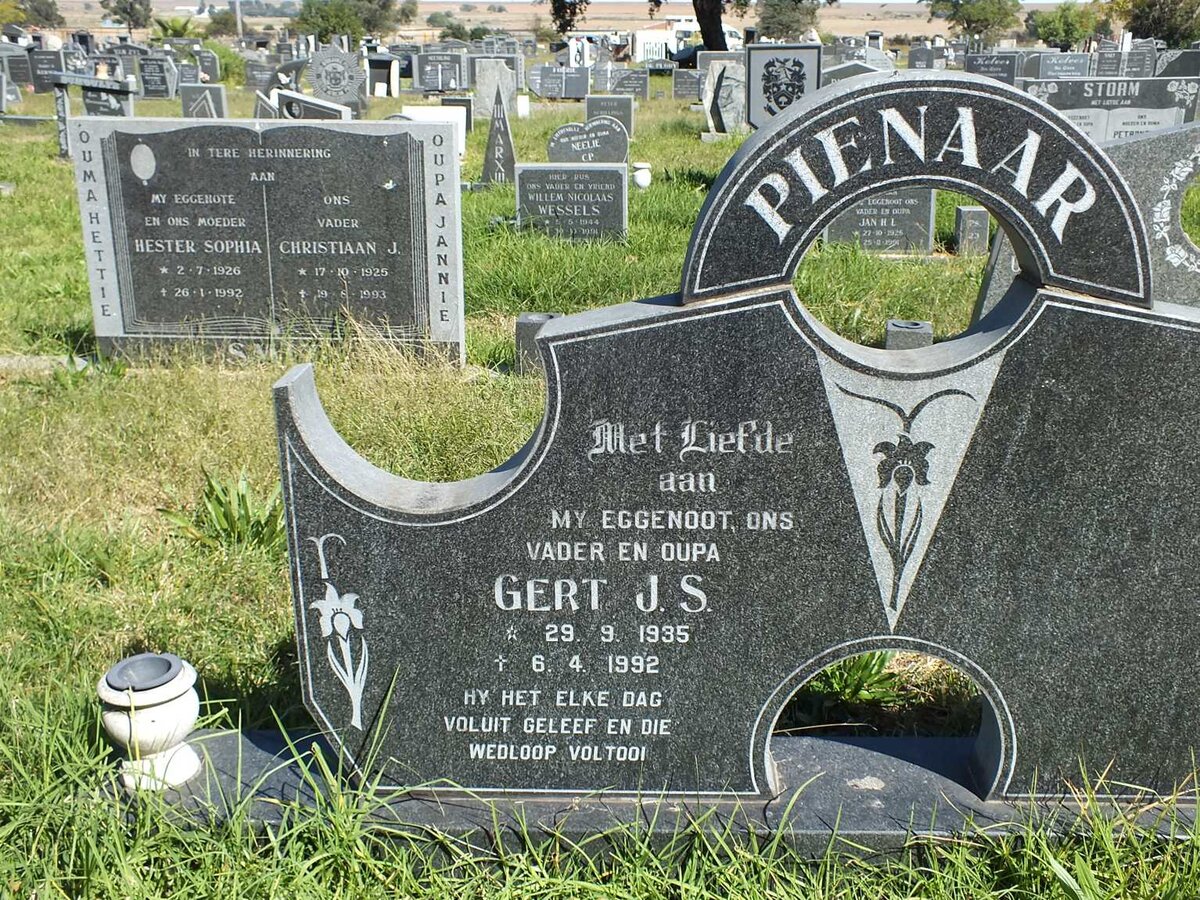 PIENAAR Gert J.S. 1935-1992