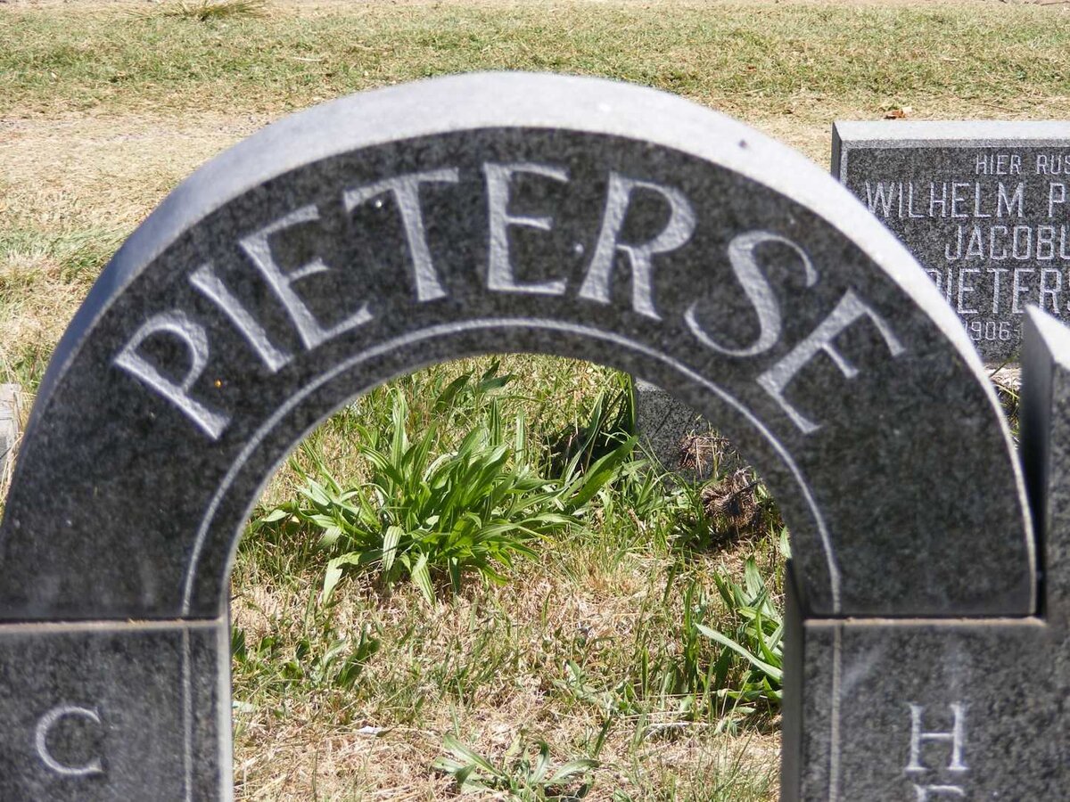 PIETERSE Hermanus 1952-1990 :: PIETERSE Chantel 1985-1990
