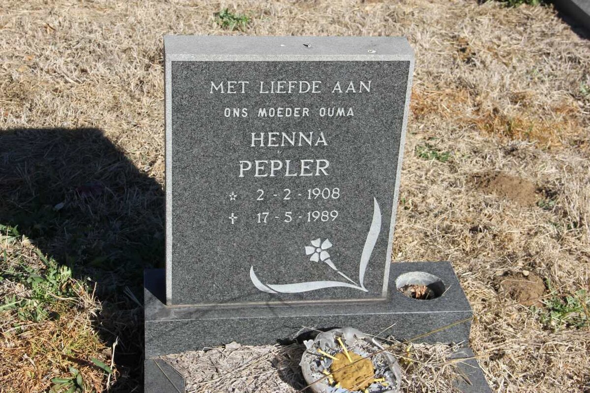 PEPLER Henna 1908-1989