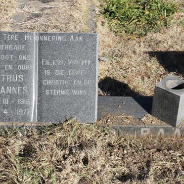 RAATH Petrus Johannes 1916-1977 &amp; Susanna Margaretha 1910-1980