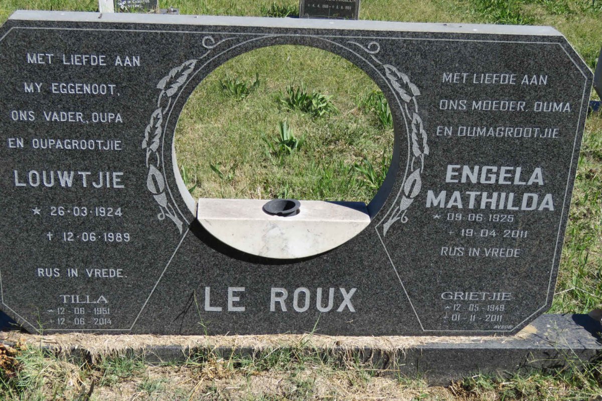 ROUX Louwtjie, le 1924-1989 &amp; Engela Mathilda 1925-2011 :: ROUX Tilla, le 1951-2014 :: ROUX Grietjie, le 1949-2011