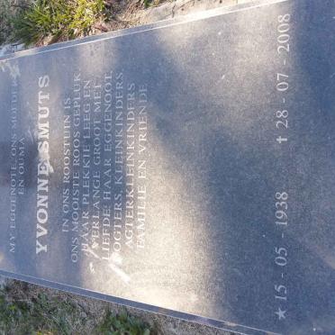 SMUTS Yvonne 1938-2008
