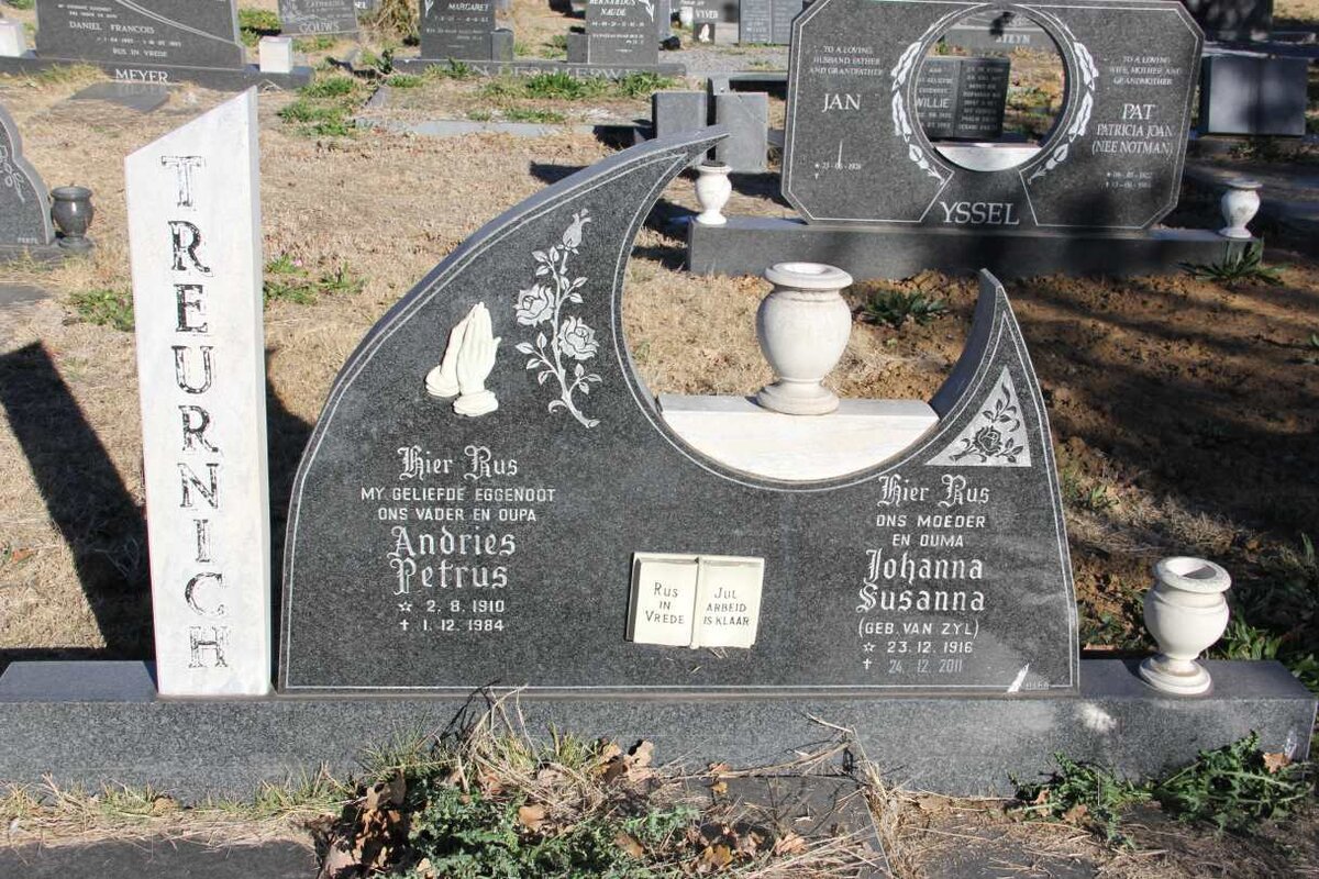 TREURNICH Andries Petrus 1910-1984 &amp; Johanna Susanna VAN ZYL 1916-2011