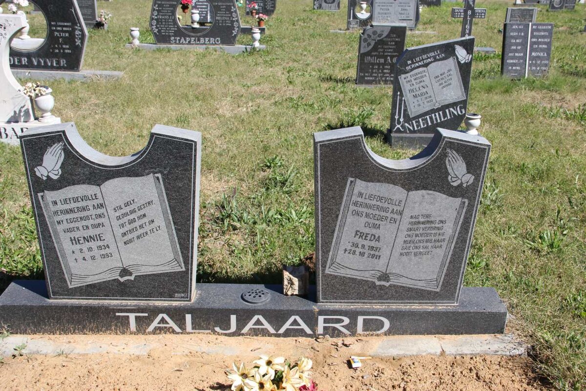 TALJAARD Hennie 1934-1993 &amp; Freda 1937-2011