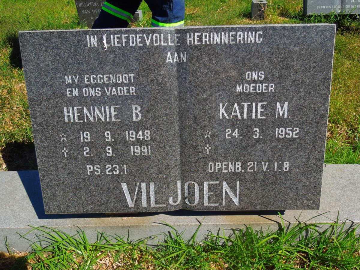VILJOEN Hennie B. 1948-1991 &amp; Katie M. 1952-