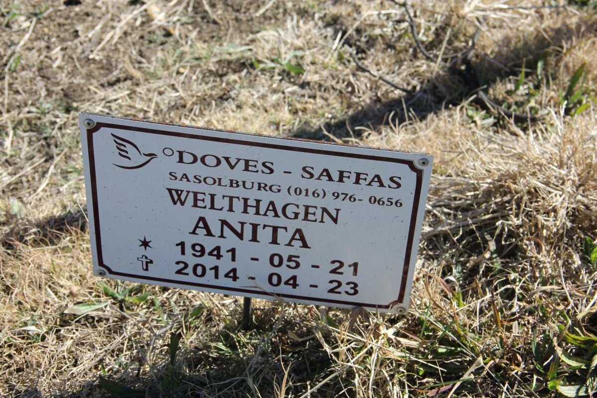 WELTHAGEN Anita 1941-2014