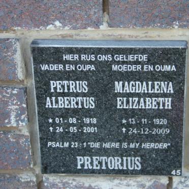 PRETORIUS Petrus Albertus 1918-2001 &amp; Magdalena Elizabeth 1920-2009