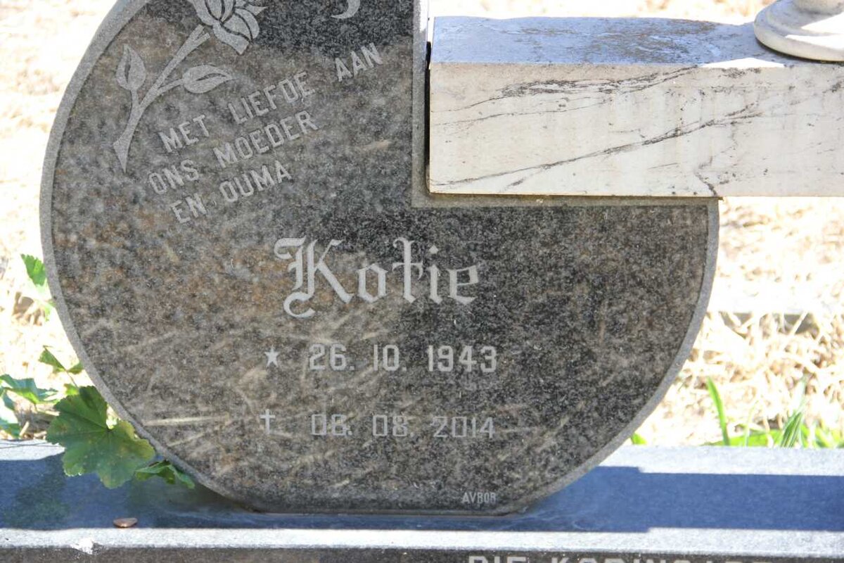 ? Kierie 1939-1988 &amp; Kotie 1943-2014