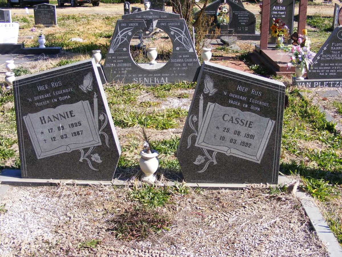 ? Cassie 1901-1992 &amp; Hannie 1905-1987