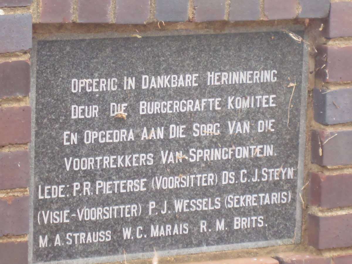3. Gedenkplaat / Memorial  plaque