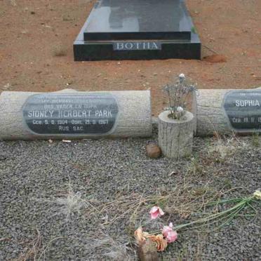 PARK Sidney Herbert 1904-1967 &amp; Sophia Elizabeth 1914-1994