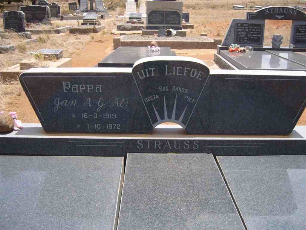 STRAUSS Jan A.J. 1919-1972