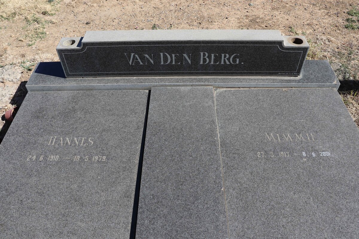 BERG Hannes, van den 1910-1979 & Mimmie 1917-2001