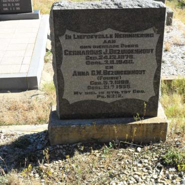 BEZUIDENHOUT Gerhardus J. 1878-1946 &amp; Anna G.W. FOURIE 1888-1955