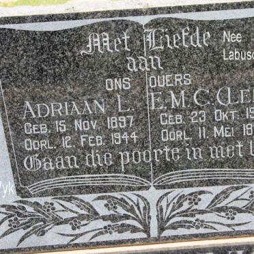 WYK Adriaan L., van 1897-1944 &amp; E.M.C. LABUSCHAGNE 1903-1967