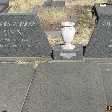 U - Surnames :: Vanne - U