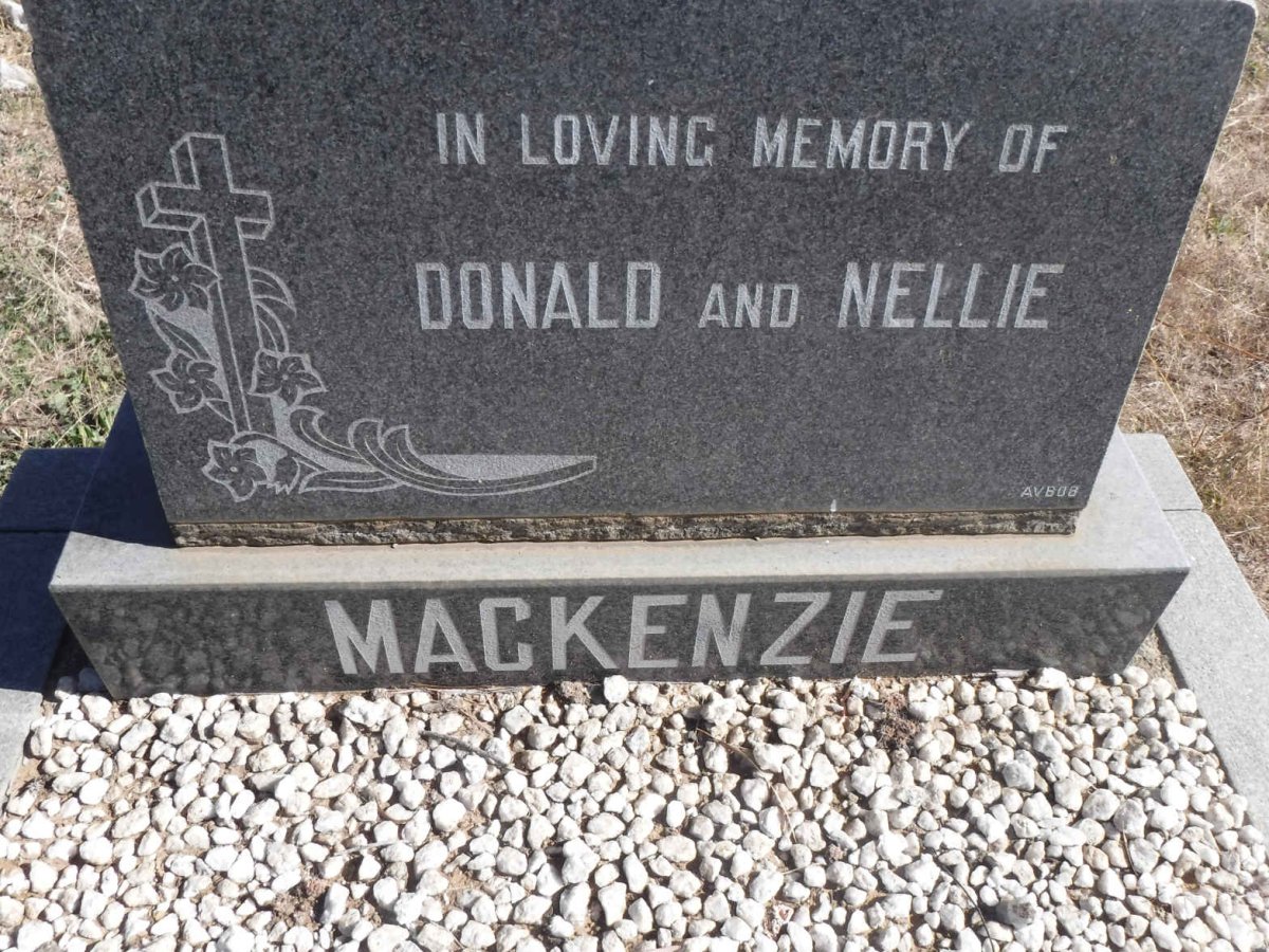 MACKENZIE Donald &amp; Nellie