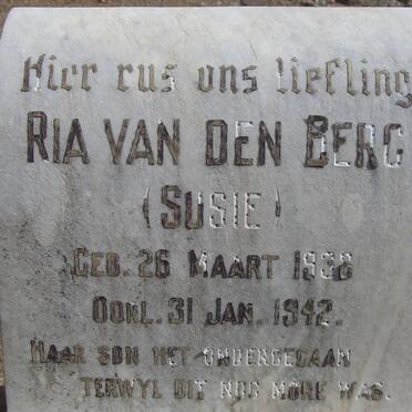 BERG Ria, van den 1939-1942