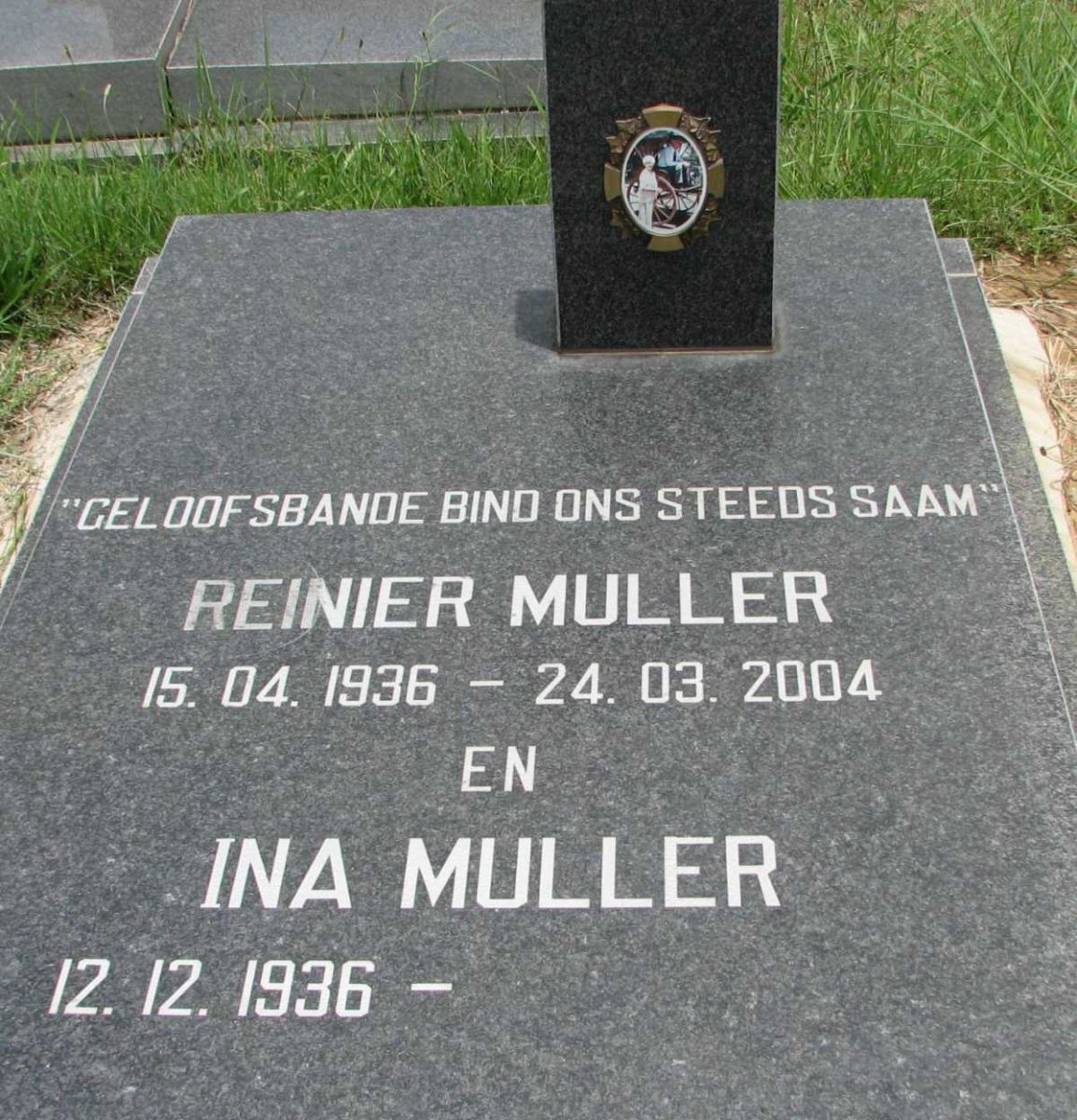 MULLER Renier 1936-2004 &amp; Ina 1936-