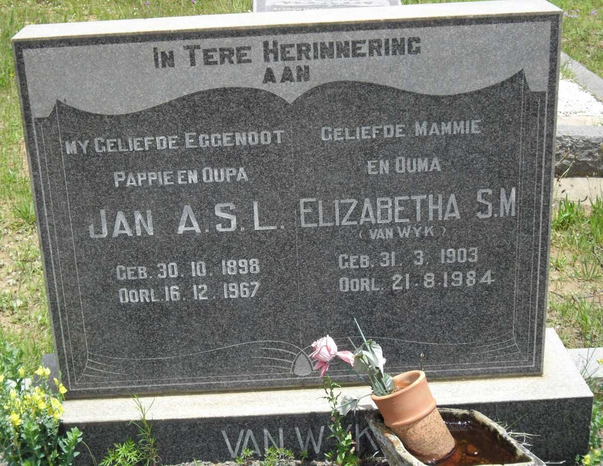 WYK Jan A.S.L., van 1898-1967 &amp; Elizabetha S.M. VAN WYK 1903-1984