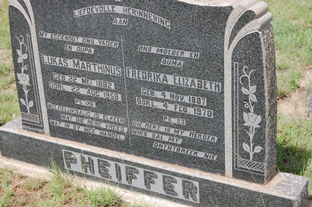 PHEIFFER Lukas Marthinus 1882-1958 &amp; Fredrika Elizabeth 1887-1970
