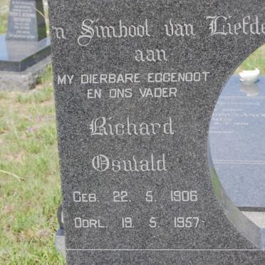 ? Richard Oswald 1906-1957 &amp; Hubrecht Maria 1916-2002