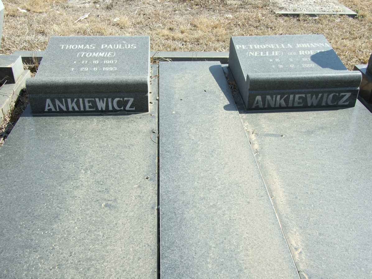 ANKIEWICZ Thomas Paulus 1907-1993 &amp; Petronella Johanna ROETS 1917-2000