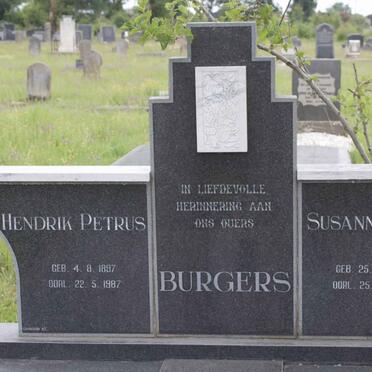 BURGERS Hendrik Petrus 1897-1987 & Susanna Maria 1905-1946