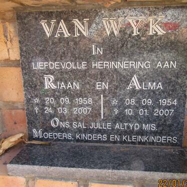 WYK Riaan, van 1958-2007 &amp; Alma 1954-2007