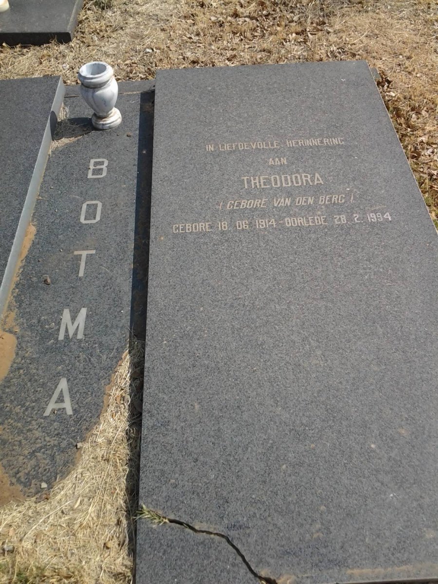 BOTMA Jozef 1913-1980 & Theodora VAN DEN BERG 1914-1994  _2