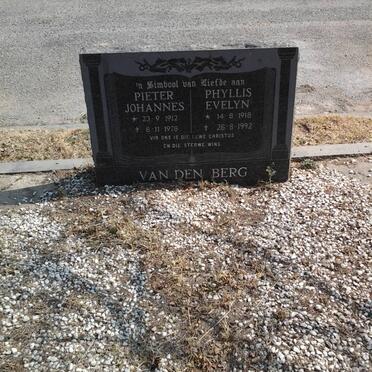 BERG Pieter Johannes van den 1912-1978 &amp; Phyllis Evelyn  1918-1992 