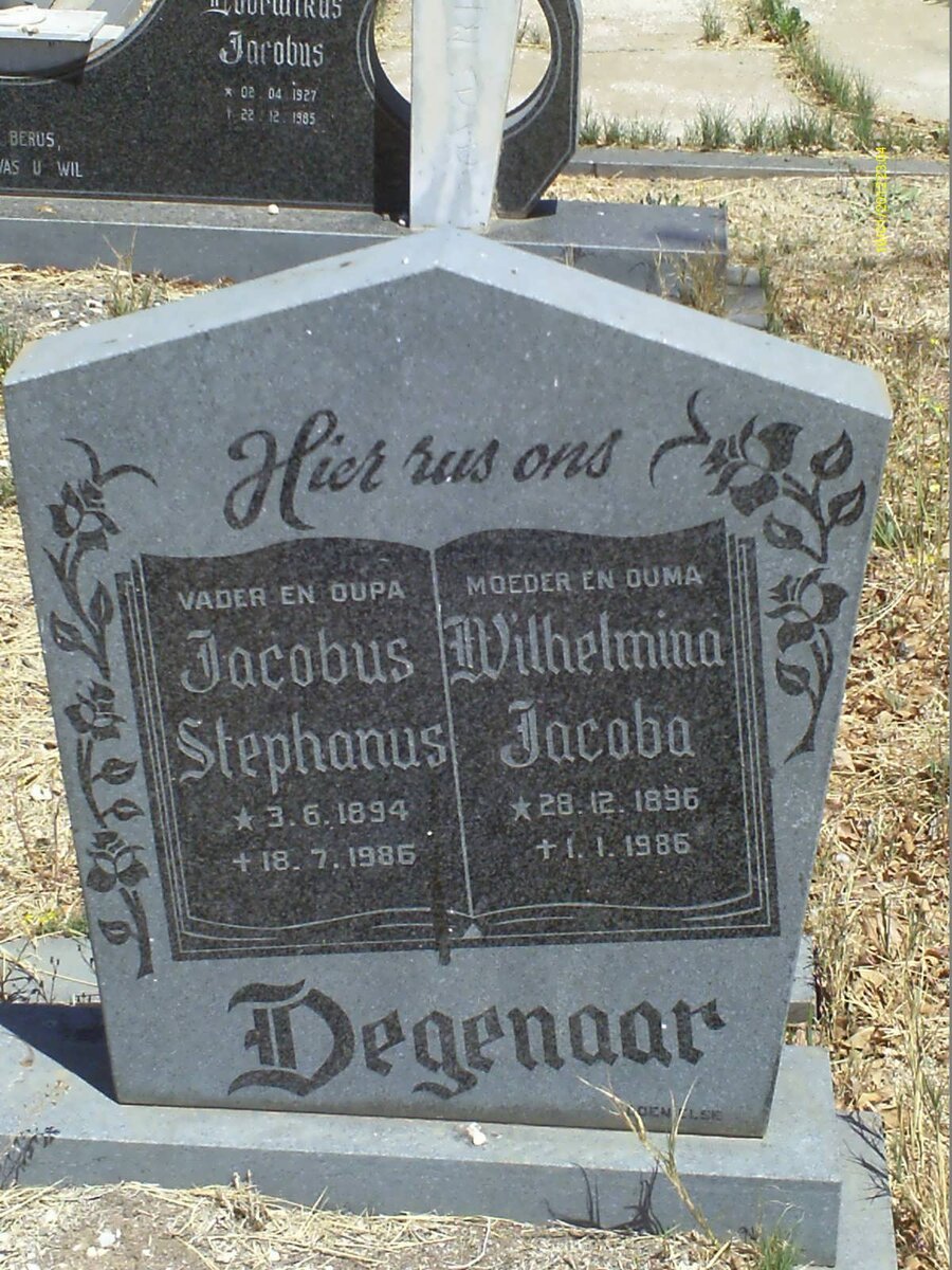 DEGENAAR Jacobus Stephanus 1892-1986 &amp; Wilhelmina Jacoba 1896-1986