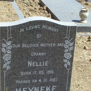 HEYNEKE Nellie 1915-1987