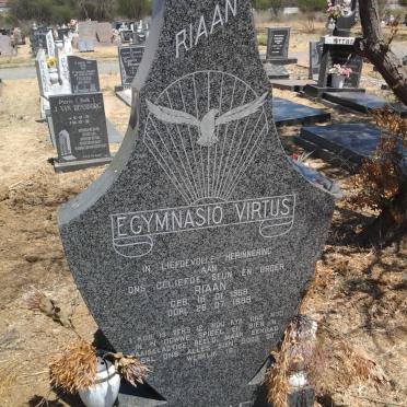 MIENIE Riaan 1968-1989