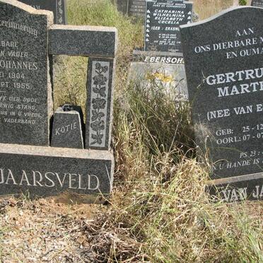 JAARSVELD Jacobus Johannes, van 1904-1955 &amp; Gertruida Martha VAN EEDEN 1909-2000