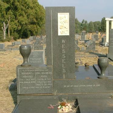 WESSELS Hermanus Johannes 1897-1970 & Anna Magrietha Maria DE WET 1904-1963 _1