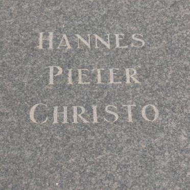 ? Hannes Pieter Christo
