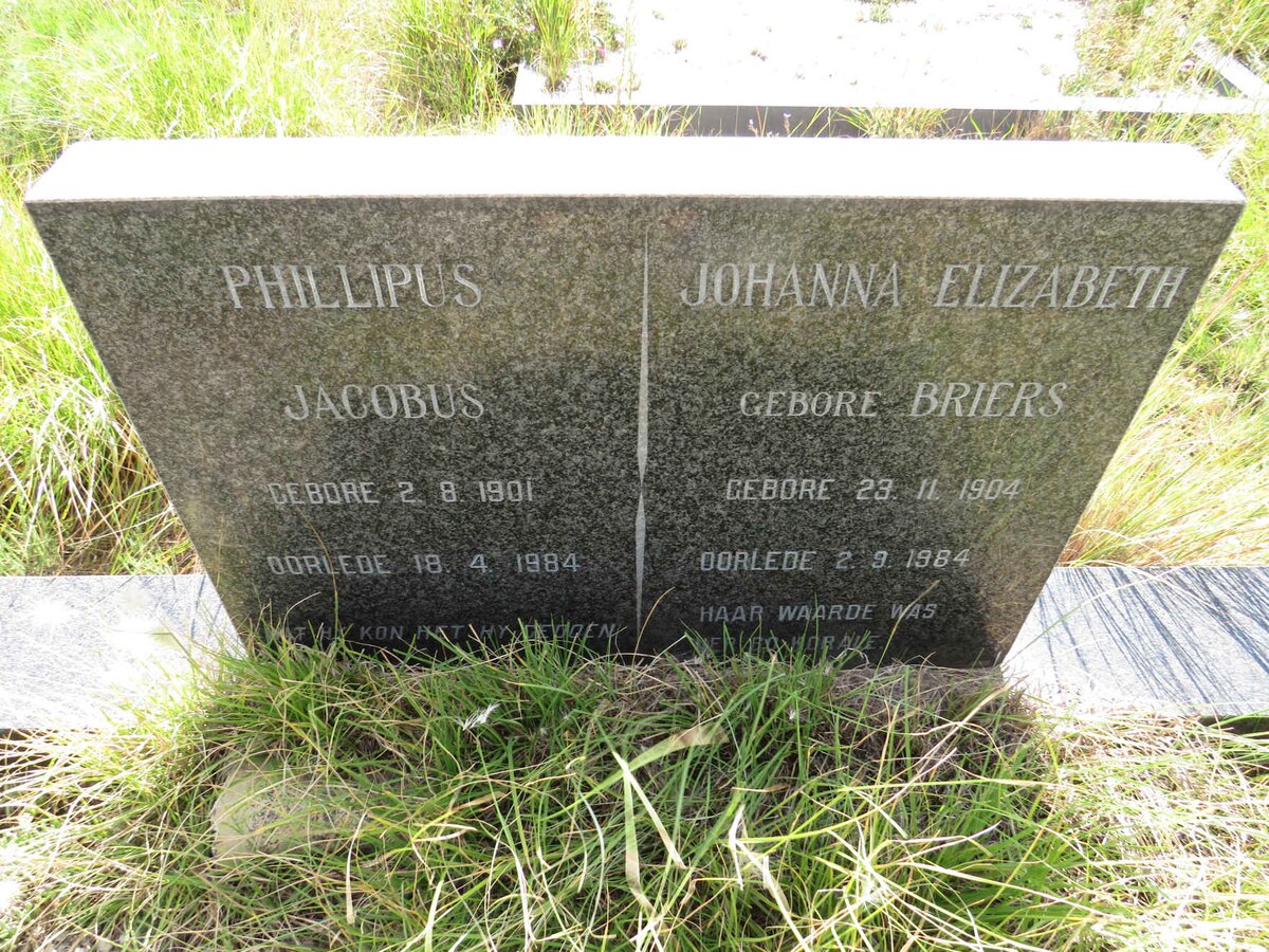? Phillipus Jacobus 1901-1984 & Johanna Elizabeth BRIERS 1904-1984