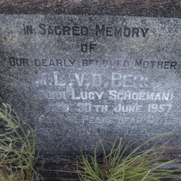 BERG M.L., v.d. nee SCHOEMAN -1957