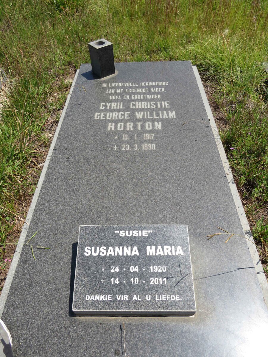 HORTON Cyril Christie George William 1917-1990 & Susanna Maria 1920-2011