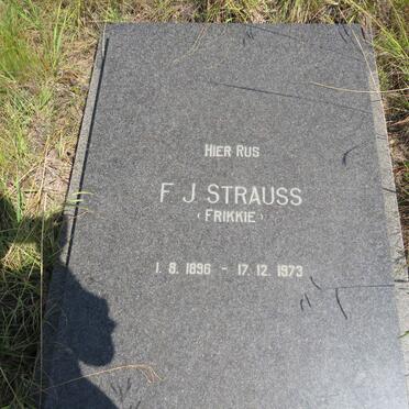 STRAUSS F.J. 1896-1973