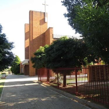Free State, WELKOM, Jan Celliers-park, Welkom-Suid NG Kerk, Gedenkmuur