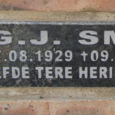 SMIT G.J. 1929-2005