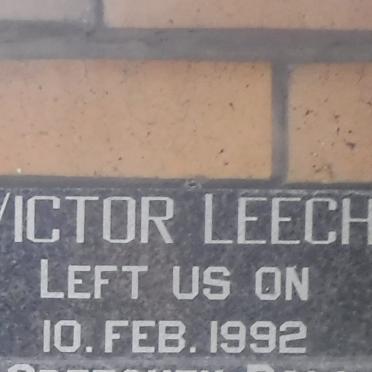 LEECH Victor -1992