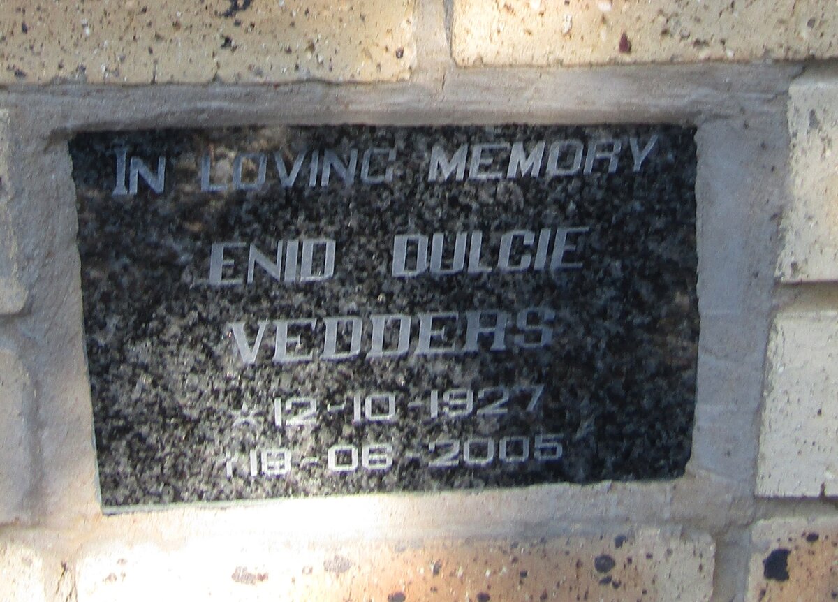 VEDDERS Enid Dulcie 1927-2005