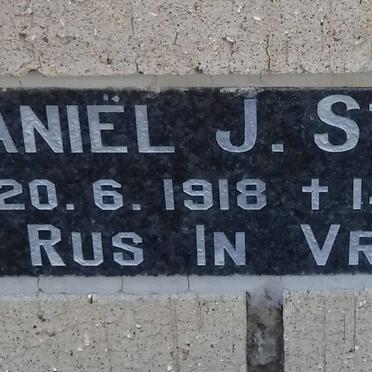 STRUWIG Daniel J. 1918-1989