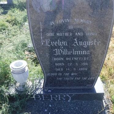 BERRY Evelyn Auguste Wilhelmina nee IHLENFELDT 1916-1988