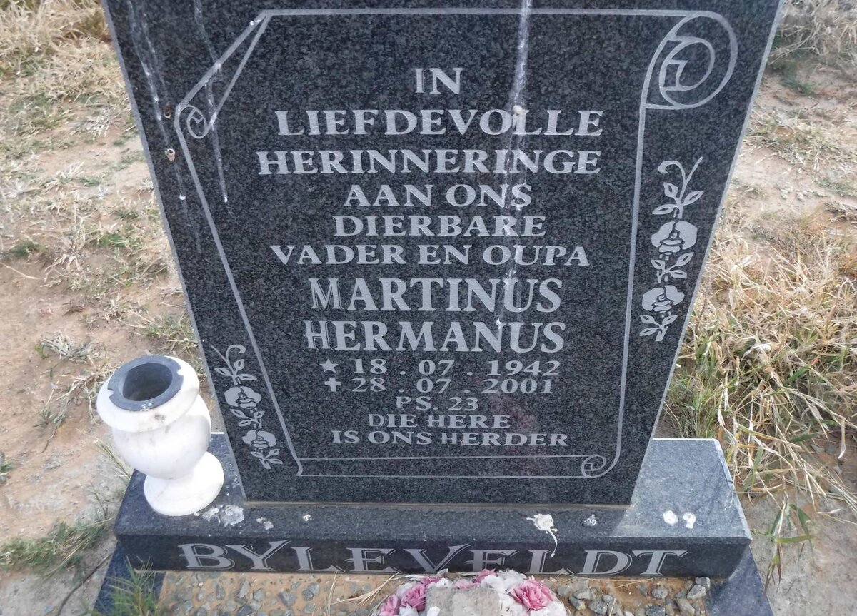 BYLEVELDT Martinus Hermanus 1942-2001